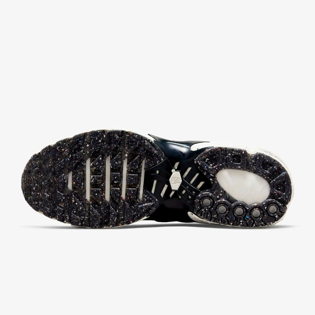 Nike Air Max Plus Tn Terrascape Black White