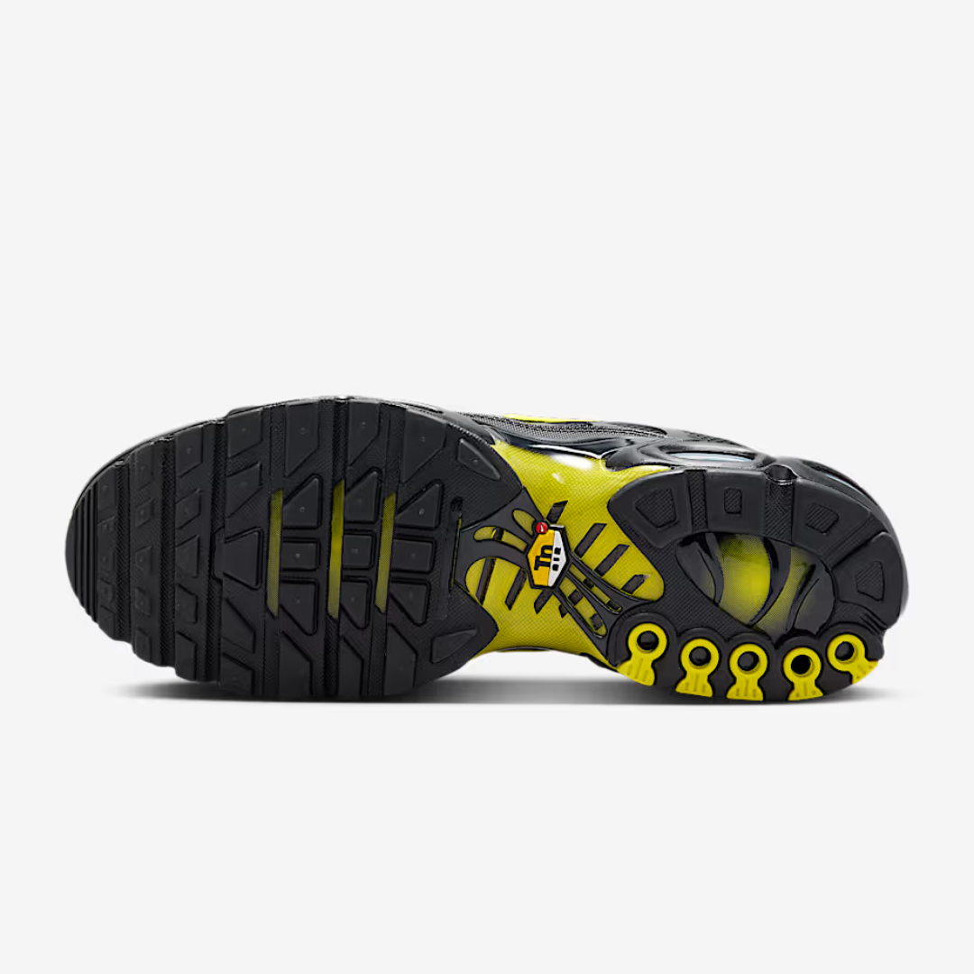 NIKE AIR MAX PLUS TN BLACK OPTI YELLOW